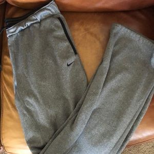Nike Thermafit sweatpants